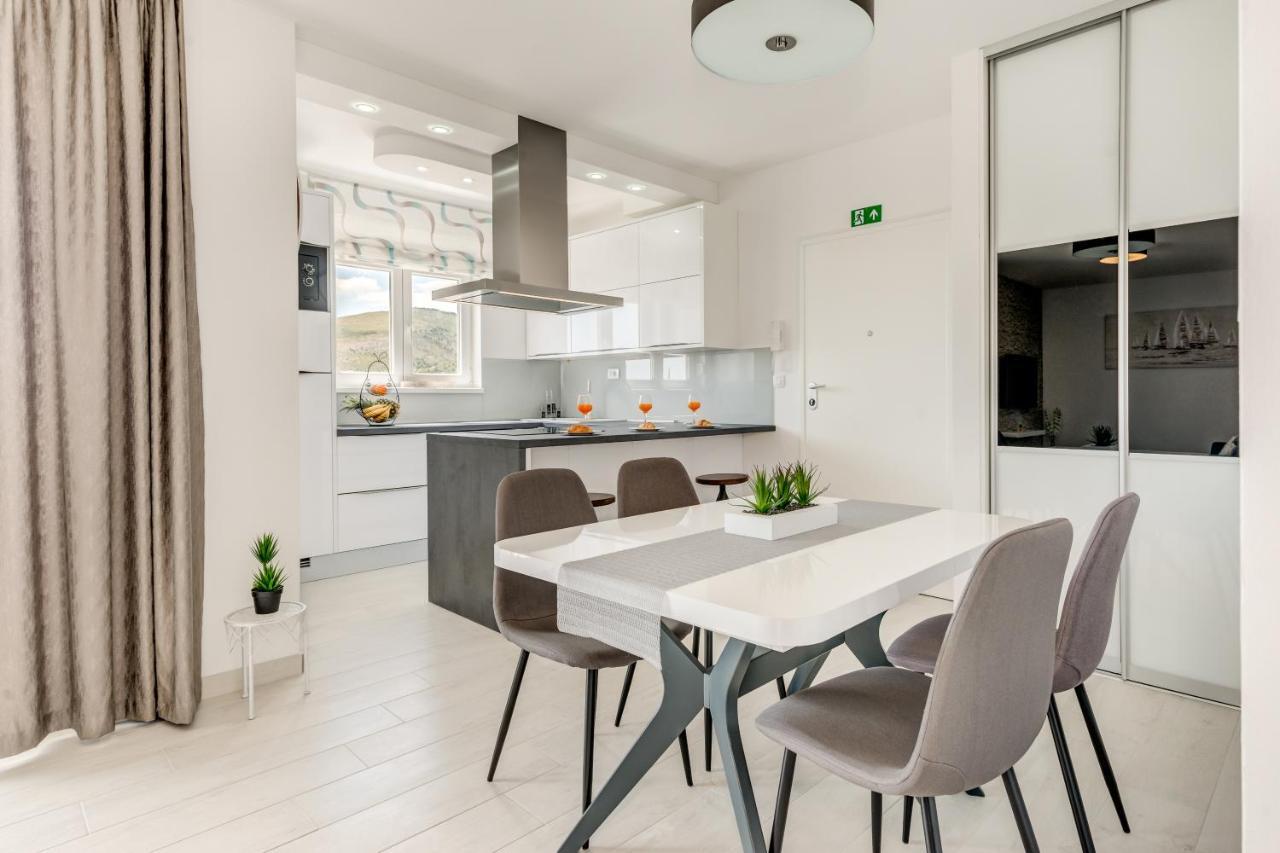Modern 4* Luxury Apartment In Center Trogir Ngoại thất bức ảnh